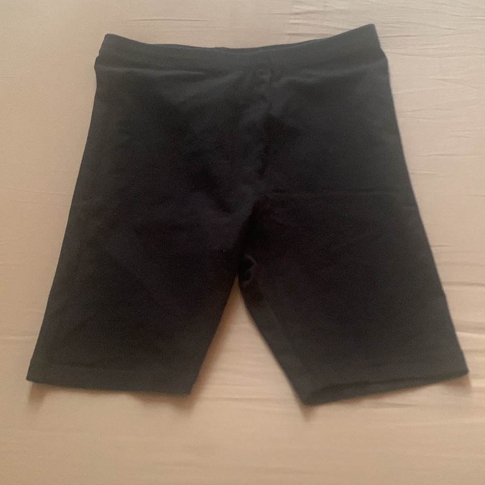 Selling black tights in very good condition any questions please ask